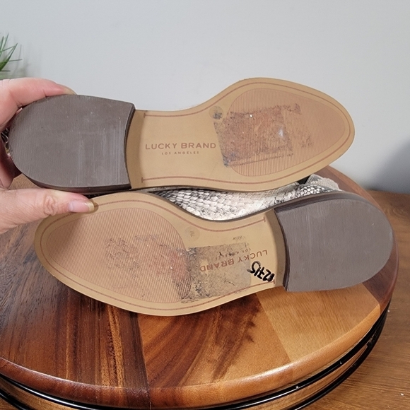 Lucky Brand Haylia Leather Snake Print Chelsea Boots Size 7 Pull on - Picture 12 of 16